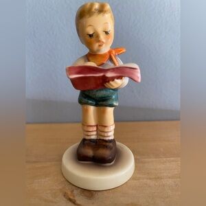 Goebel Hummel "ABC-Stunde" (Honor Student) ceramic figurine.